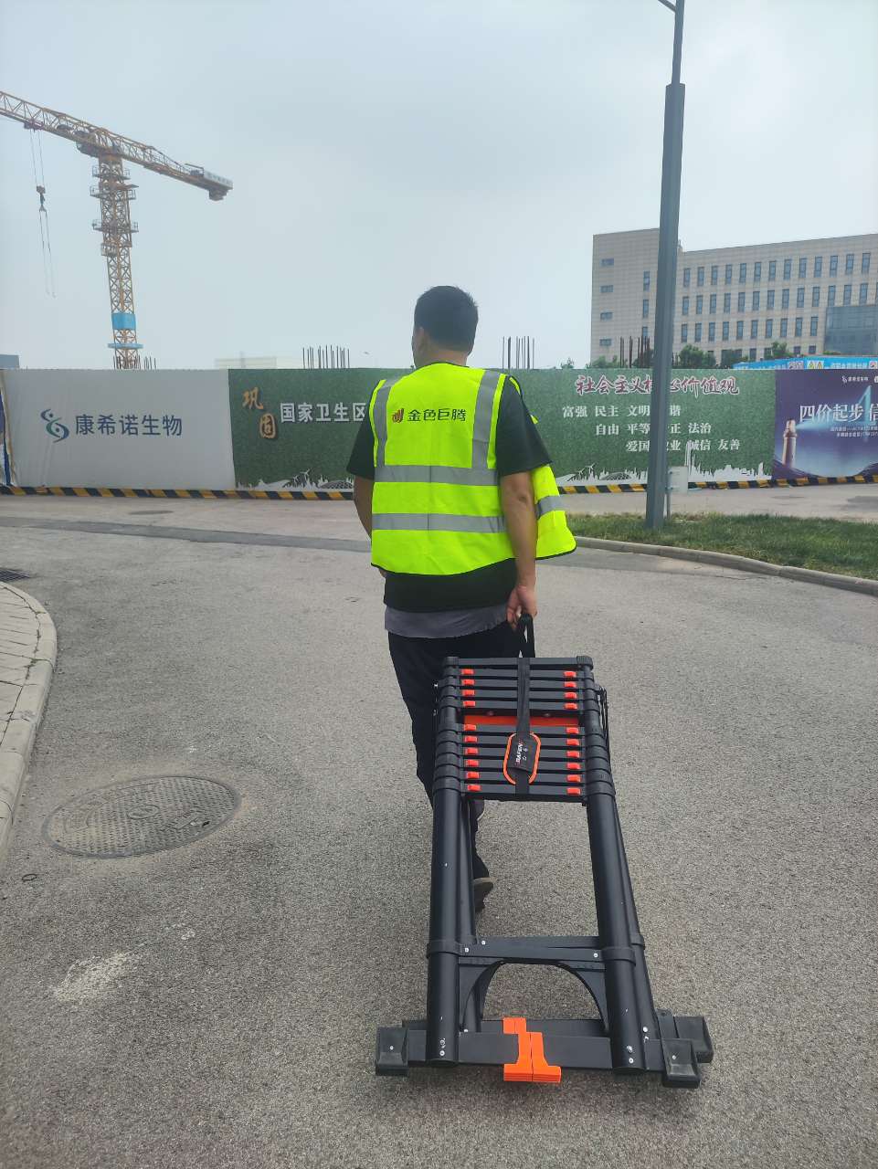 1698050484398868.jpg lQDPM5JqvKFFOqzNBQDNA8Gwe47PrAy8-4IEx417U8DjAA_961_1280.jpg